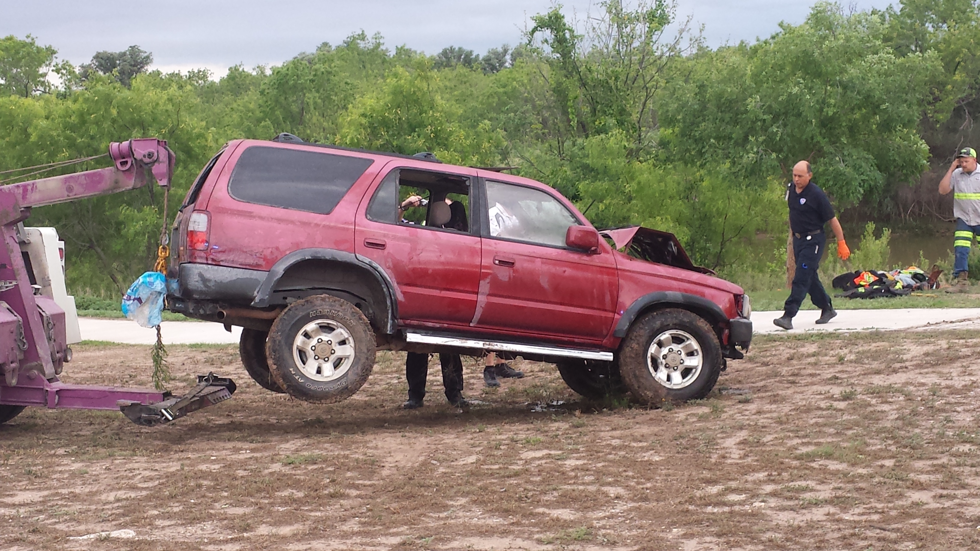 What a Toyota 4 Runner look like after it's pulled from the Concho River (LIVE! photo/Amanda Henson) What a Toyota 4 Runner look like after it's pulled from the Concho River (LIVE! photo/Amanda Henson)
