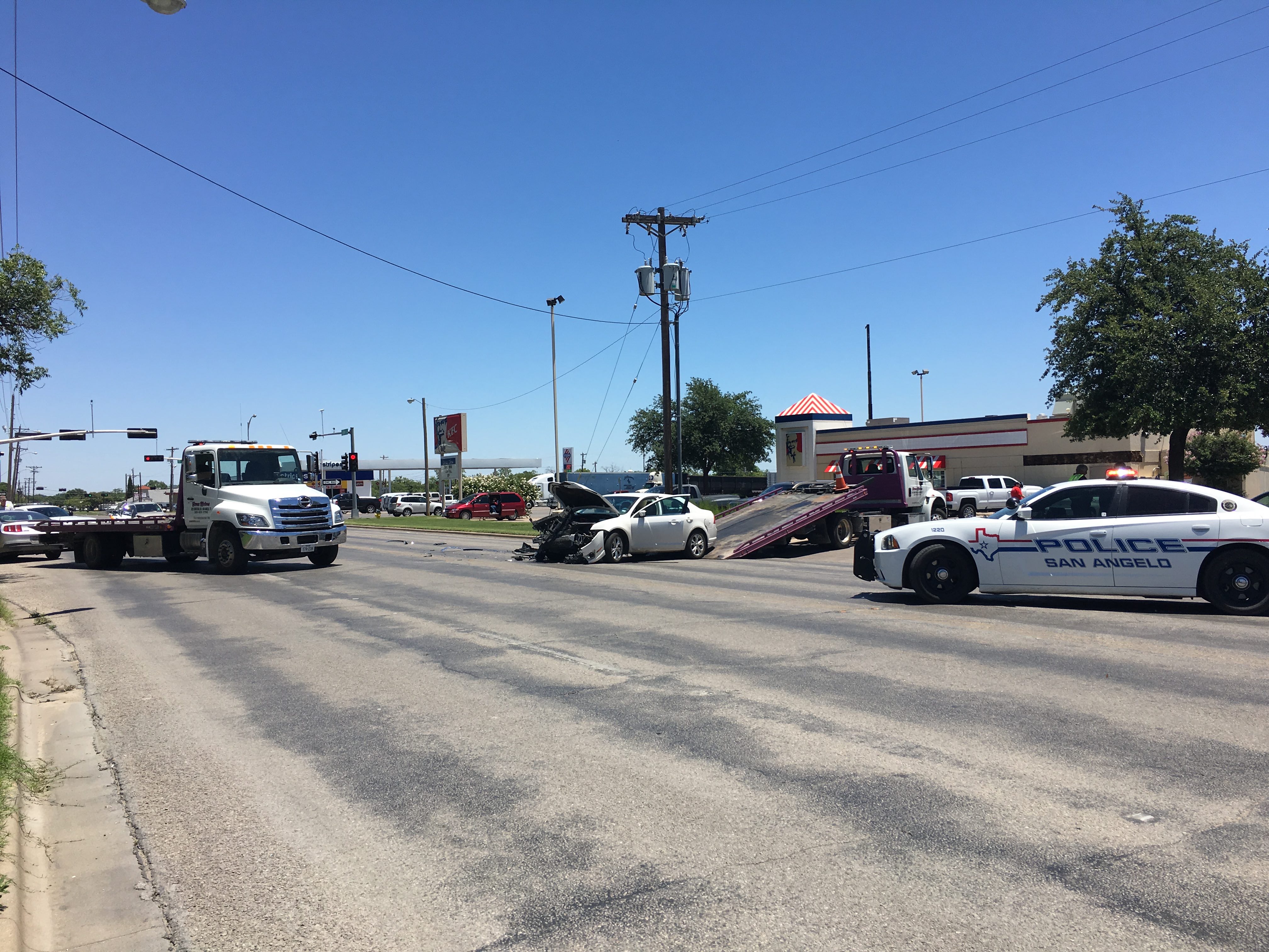 A Ford and Fusion collide on Avenue N. (LIVE! Photo/Stephanie Lindgren) A Ford and Fusion collide on Avenue N. (LIVE! Photo/Stephanie Lindgren)