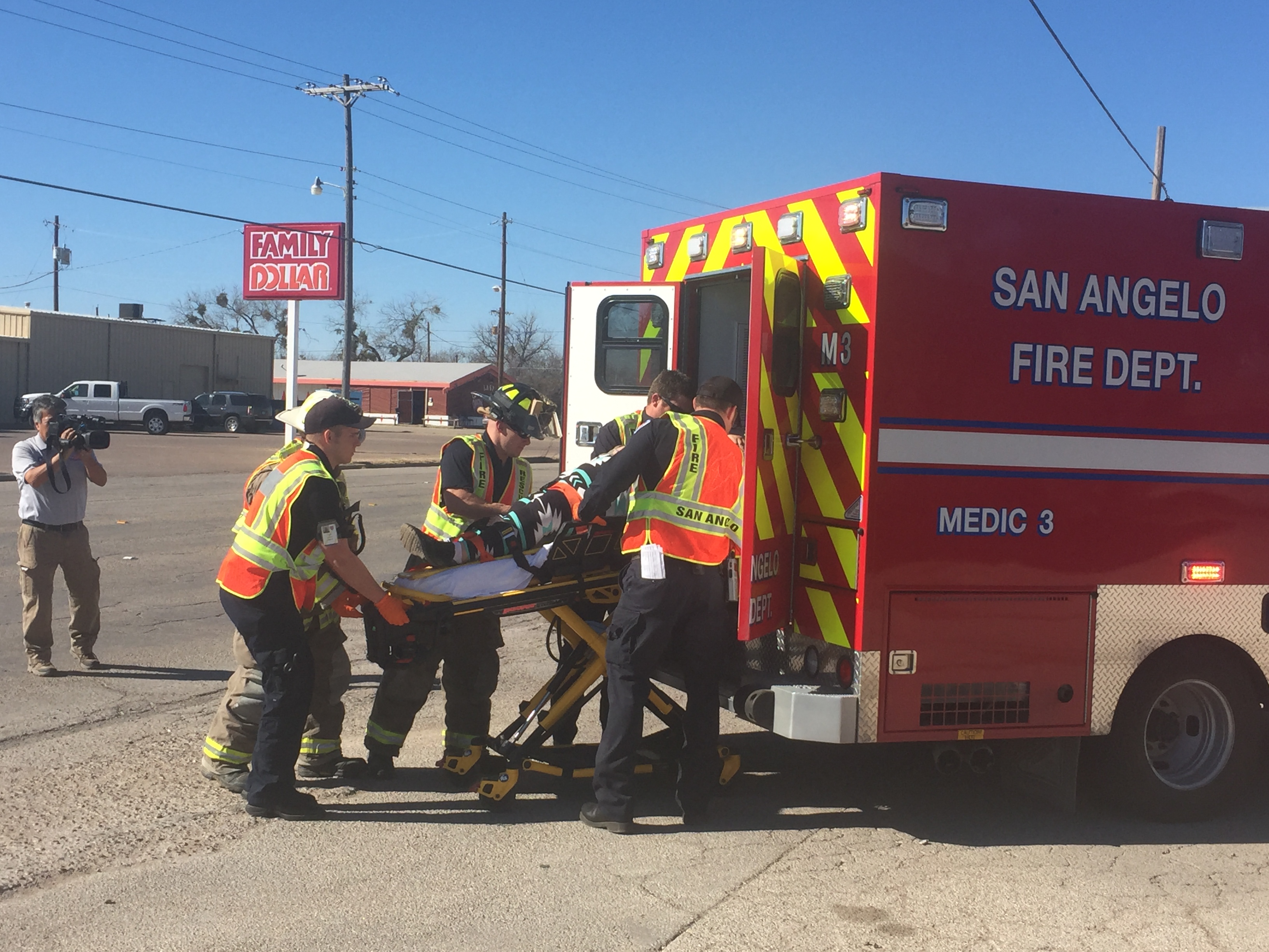 Crash on 30th and Chadbourne Streets (LIVE! Photo/Megan Holmquest) Crash on 30th and Chadbourne Streets (LIVE! Photo/Megan Holmquest)