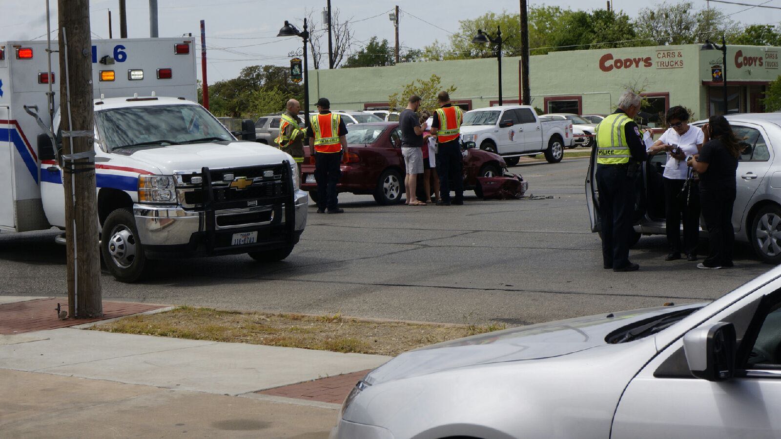 Collision on Chadbourne and 19th Streets (LIVE! Photo/Gabriel Neves) Collision on Chadbourne and 19th Streets (LIVE! Photo/Gabriel Neves)