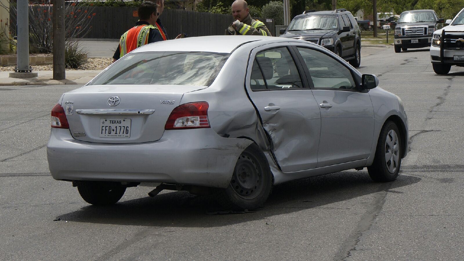Collision on Chadbourne and 19th Streets (LIVE! Photo/Gabriel Neves) Collision on Chadbourne and 19th Streets (LIVE! Photo/Gabriel Neves)