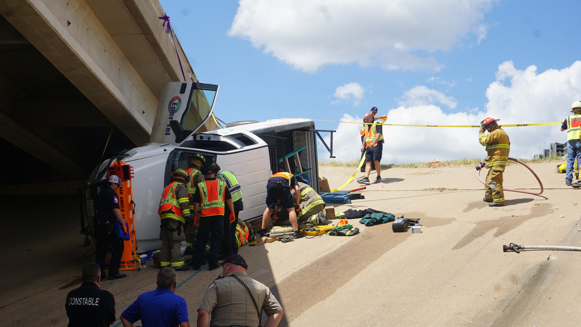 Crash with entrapment on US 87 (LIVE! Photo/Cameron Niblock) Crash with entrapment on US 87 (LIVE! Photo/Cameron Niblock)