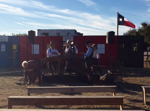 Fort Concho Christmas_3(LIVE! Photo/Brittany Clark) Fort Concho Christmas_3(LIVE! Photo/Brittany Clark)