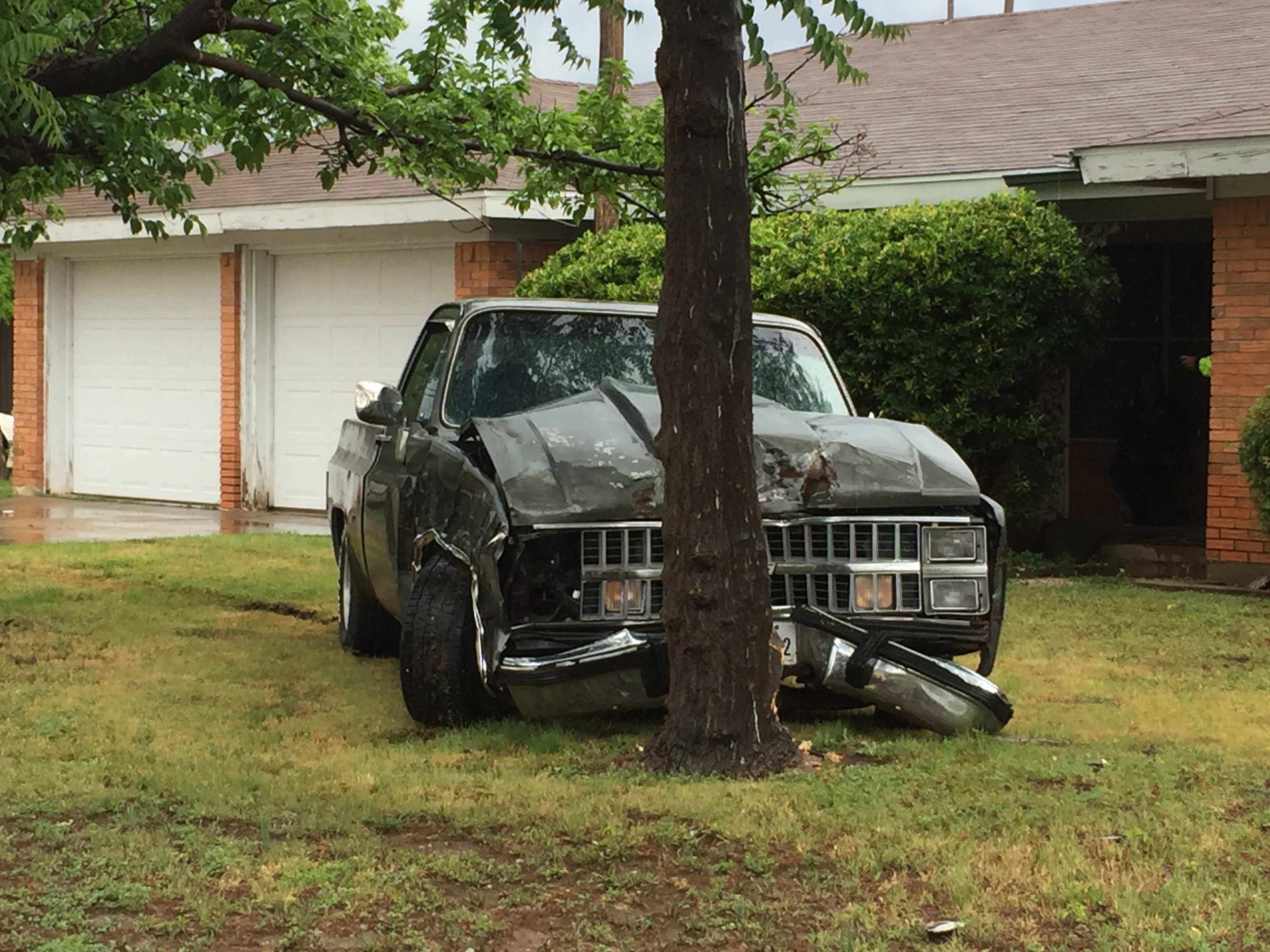 Crash in 3700 block of Grape Creek Road (LIVE! Photo/Megan Holmquest) Crash in 3700 block of Grape Creek Road (LIVE! Photo/Megan Holmquest)