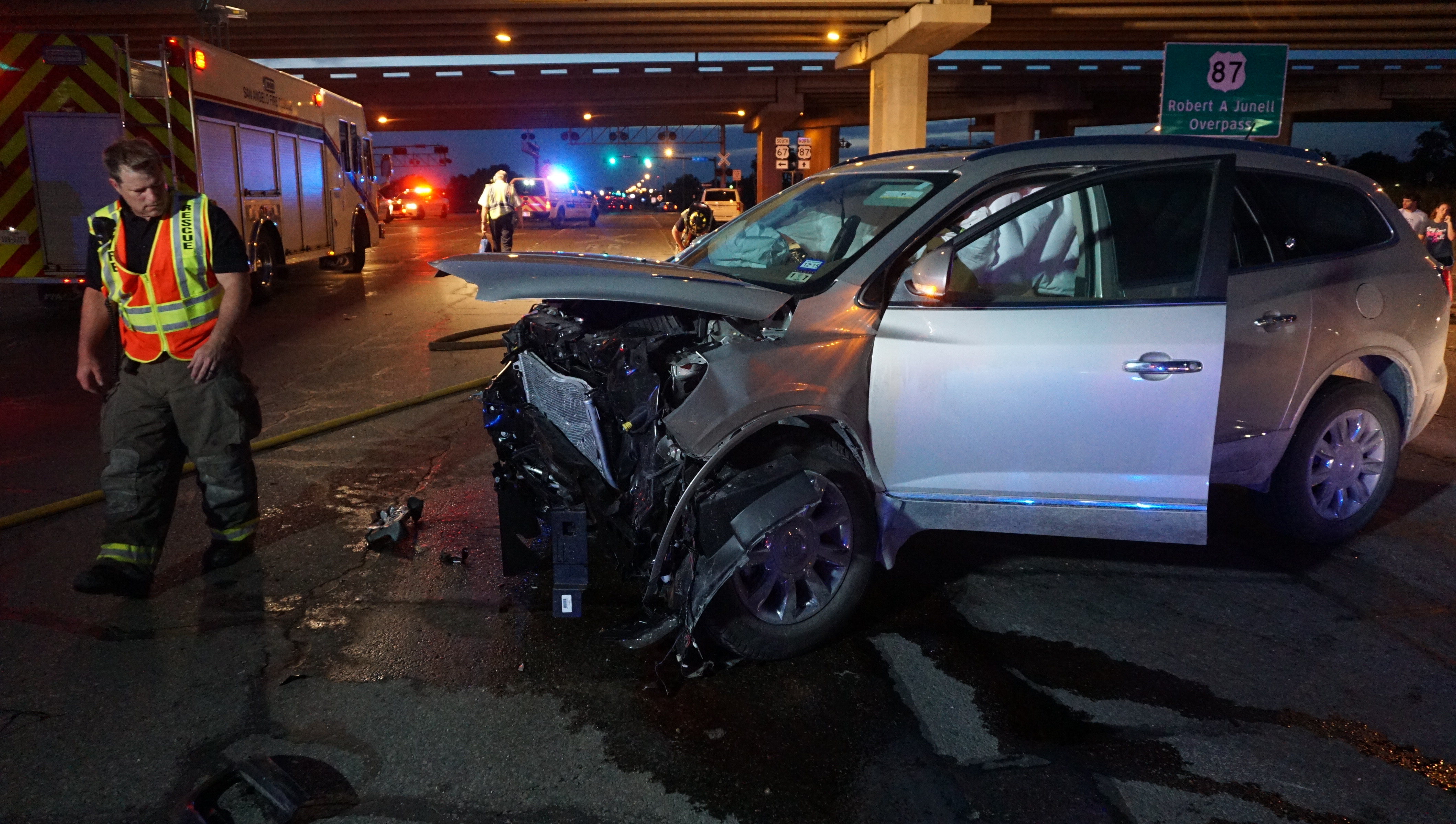 Car Accident Last Night In Houston - 76koym8