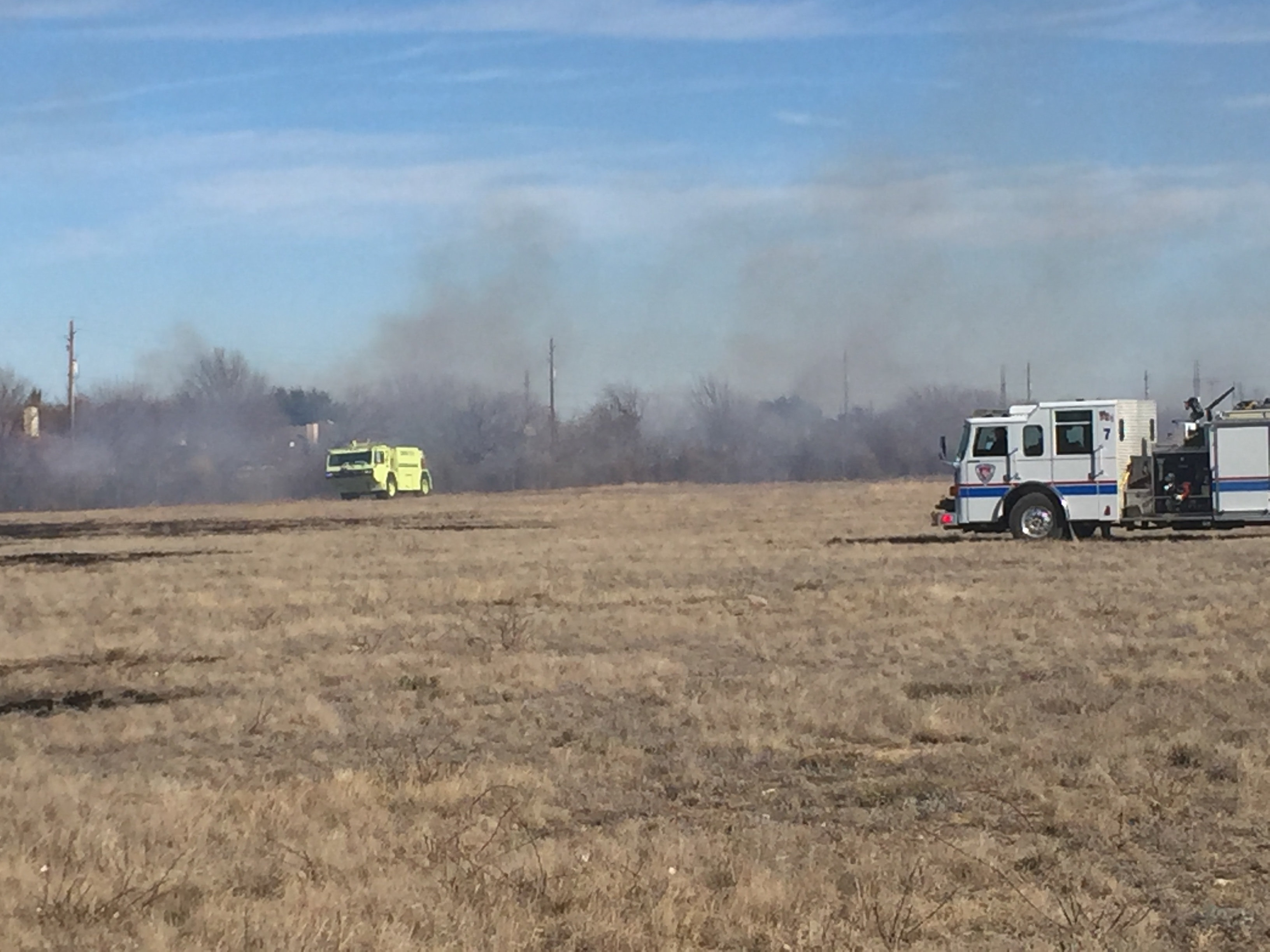 Grass fire near Lamar. (LIVE! Photo/Dewey Weaver) Grass fire near Lamar. (LIVE! Photo/Dewey Weaver)