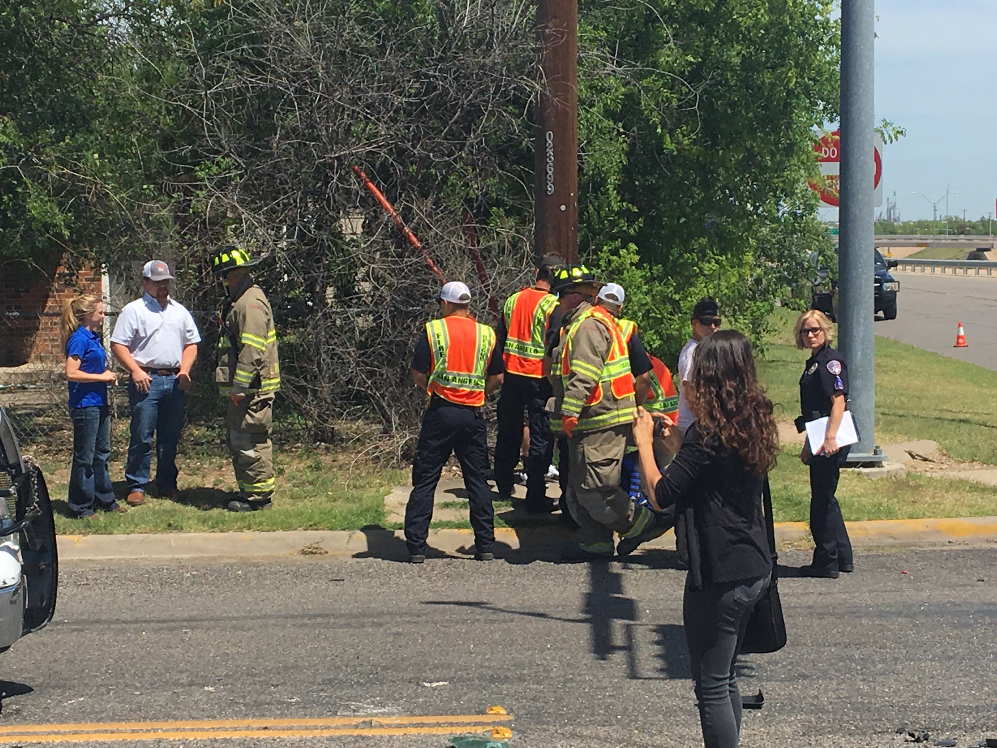 Crash on Howard and Dallas (LIVE! Photo/Cameron Niblock)