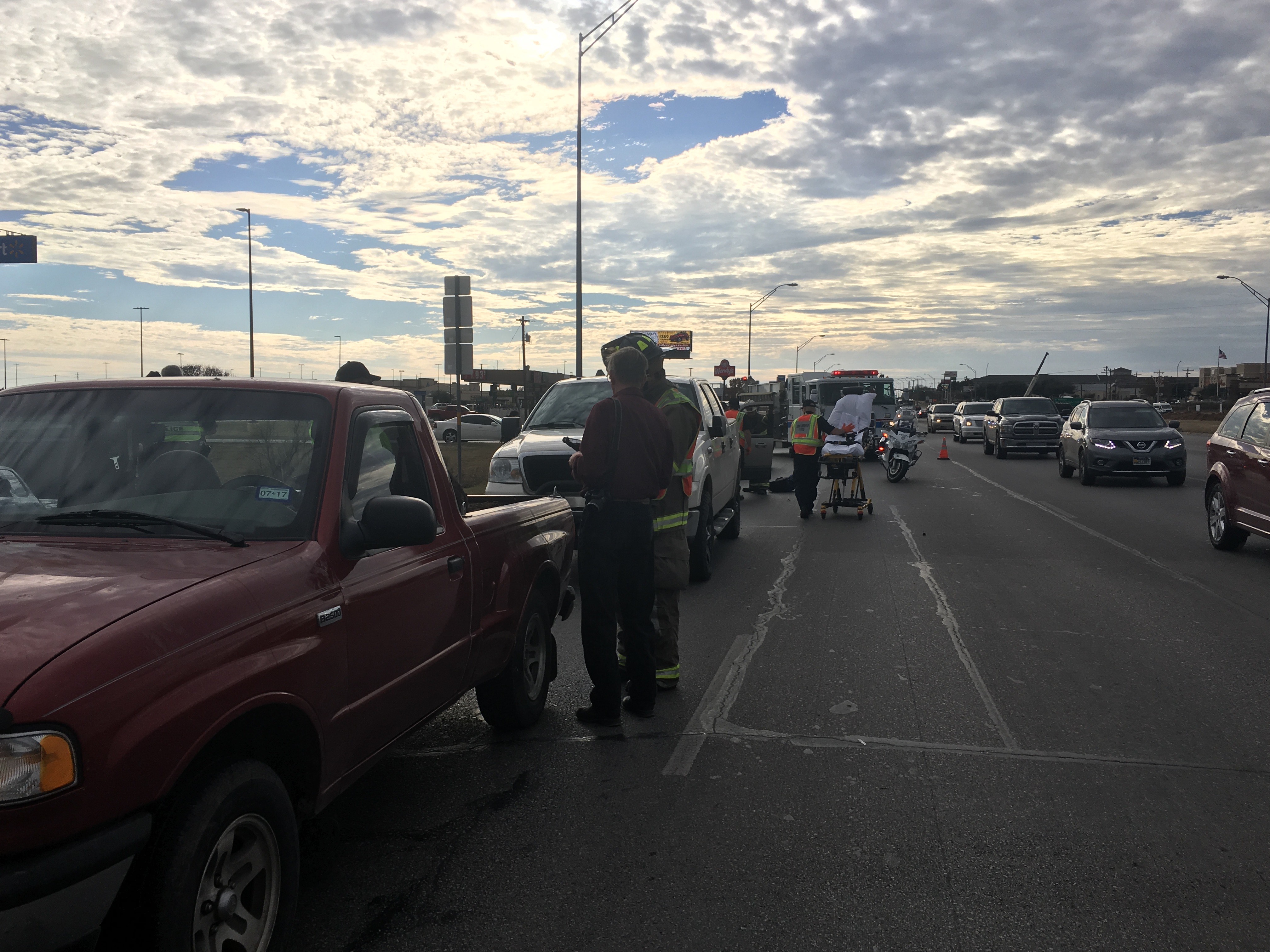 Crash on Sherwood Way (LIVE! Photo/Stephanie Lindgren) Crash on Sherwood Way (LIVE! Photo/Stephanie Lindgren)