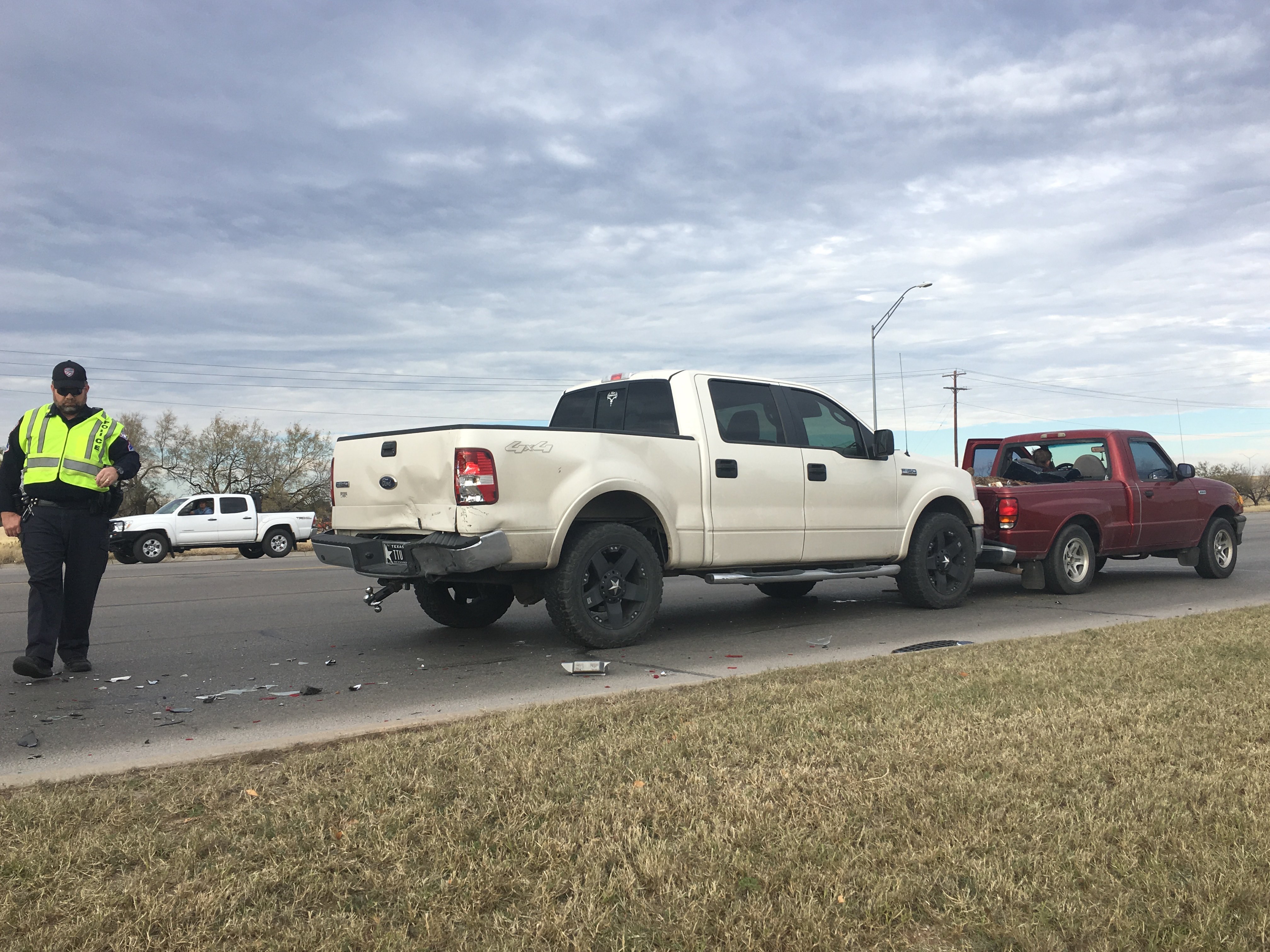 Crash on Sherwood Way (LIVE! Photo/Stephanie Lindgren) Crash on Sherwood Way (LIVE! Photo/Stephanie Lindgren)