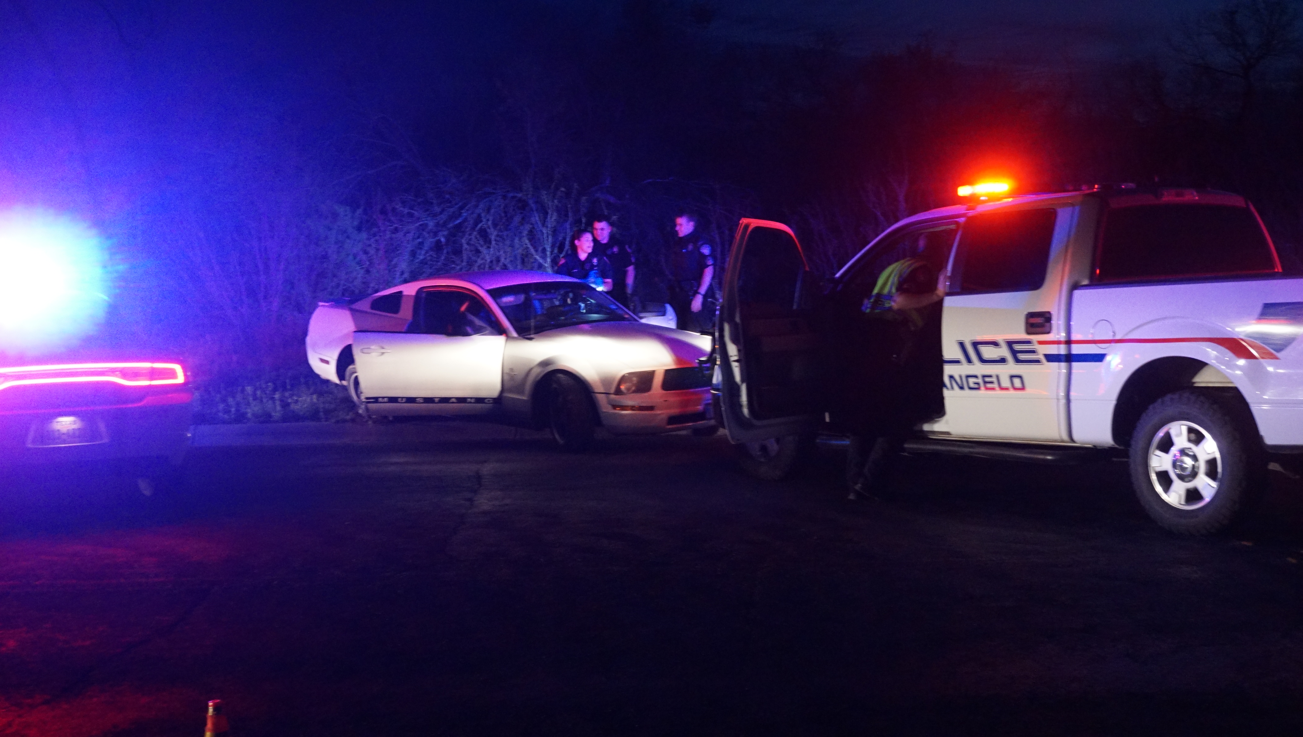 Police chase and then apprehend a Walmart shoplifter in Southland Friday night. (LIVE! Photo/John Basquez) Police chase and then apprehend a Walmart shoplifter in Southland Friday night. (LIVE! Photo/John Basquez)