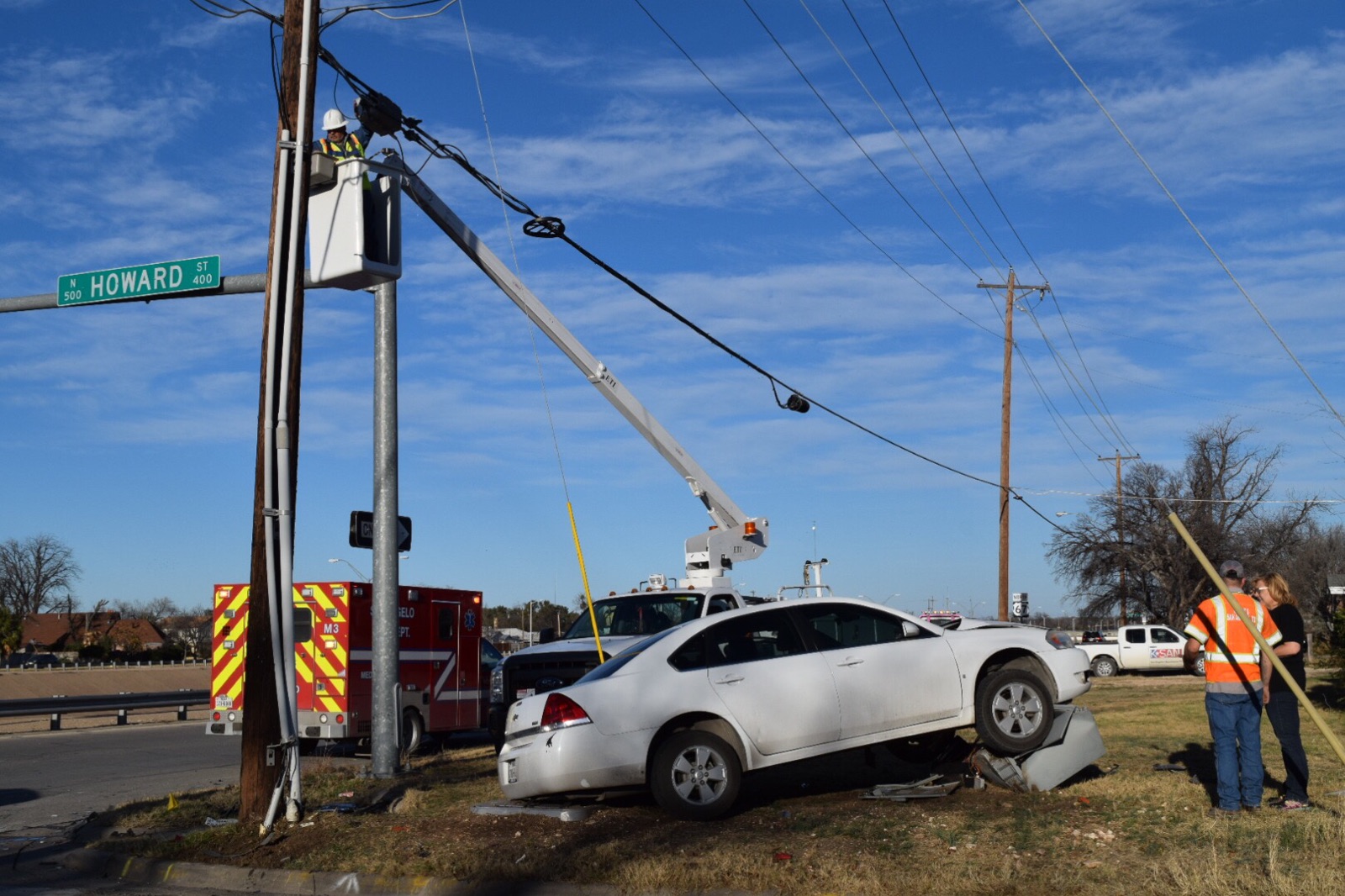 Crash on Howard and Freeland (LIVE! Photo/Cameron Niblock)
