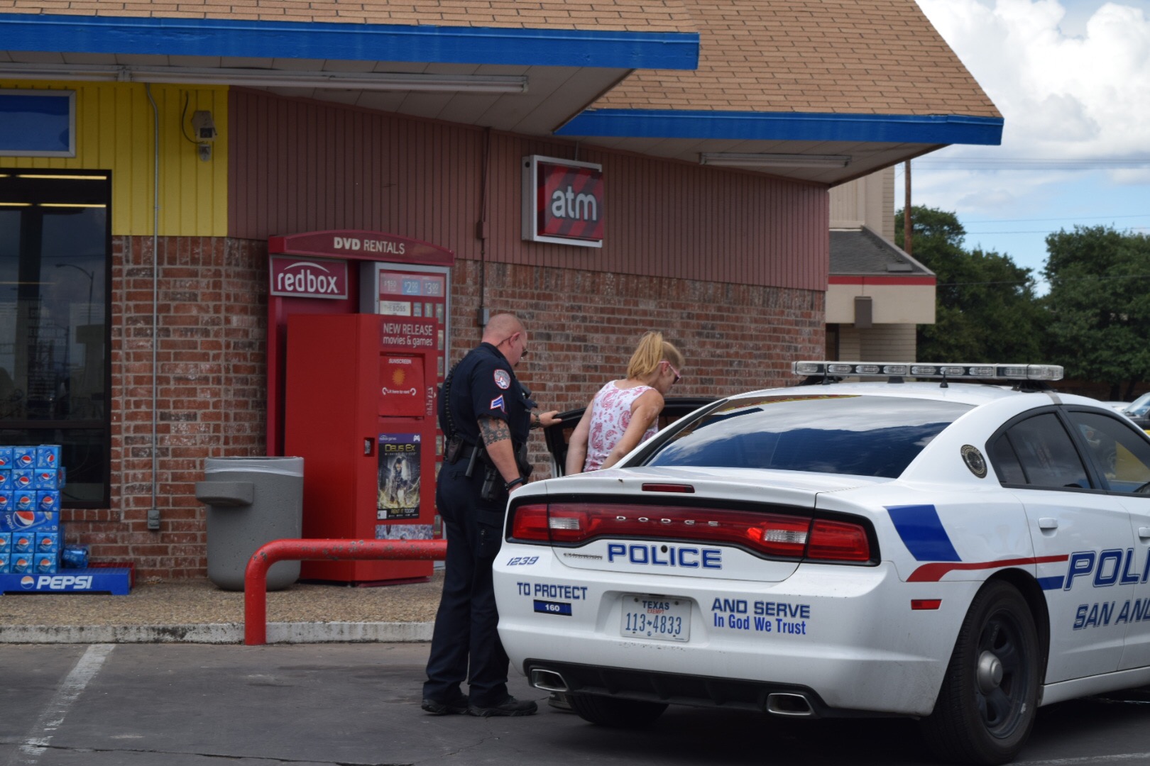 SAPD investigate a stolen vehicle. (LIVE! Photo/Sonia Ramirez) SAPD investigate a stolen vehicle. (LIVE! Photo/Sonia Ramirez)