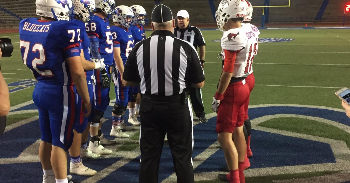 Pre-game coin toss-Coleman wins and chooses to receive, Sonora vs. Coleman at San Angelo Stadium on Nov. 16, 2017. (LIVE! Photo/Miguel Jaurequi) Pre-game coin toss-Coleman wins and chooses to receive, Sonora vs. Coleman at San Angelo Stadium on Nov. 16, 2017. (LIVE! Photo/Miguel Jaurequi)