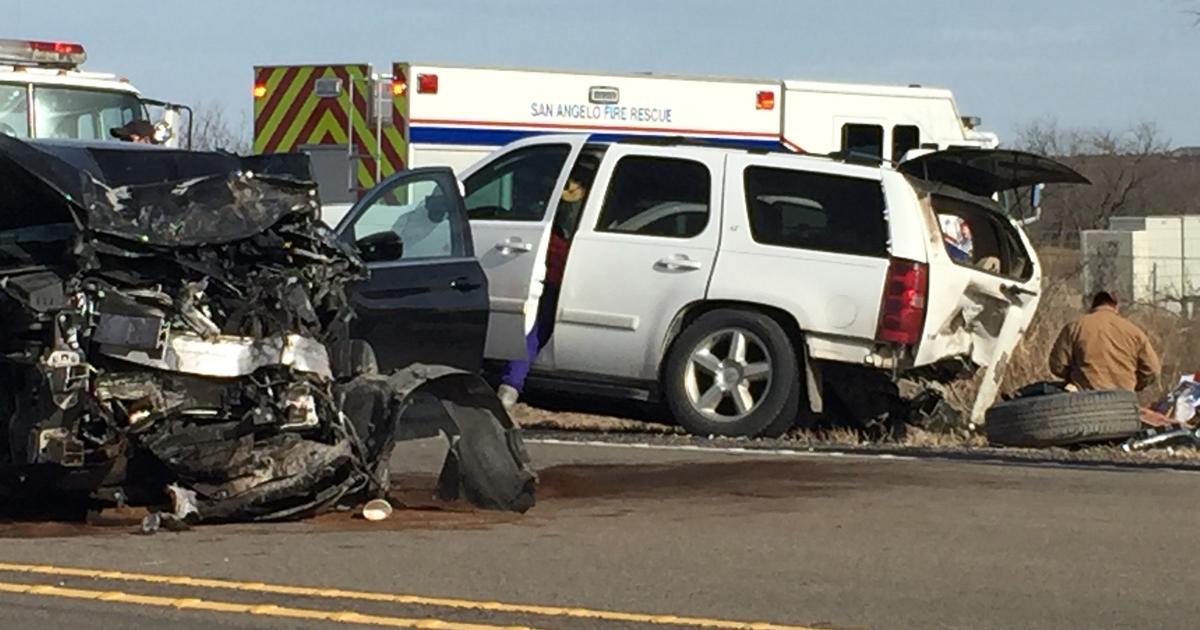 Children injured in crash on U.S. 277 south on Dec. 22, 2016. (LIVE! Photo/Sonia Ramirez) Children injured in crash on U.S. 277 south on Dec. 22, 2016. (LIVE! Photo/Sonia Ramirez)