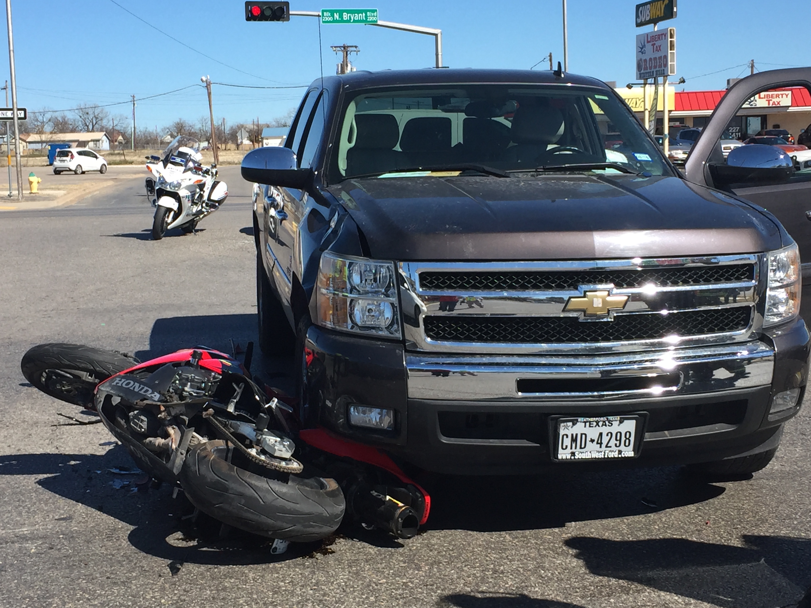 Truck versus motorcycle. (LIVE! Photo/Megan Holmquest) Truck versus motorcycle. (LIVE! Photo/Megan Holmquest)
