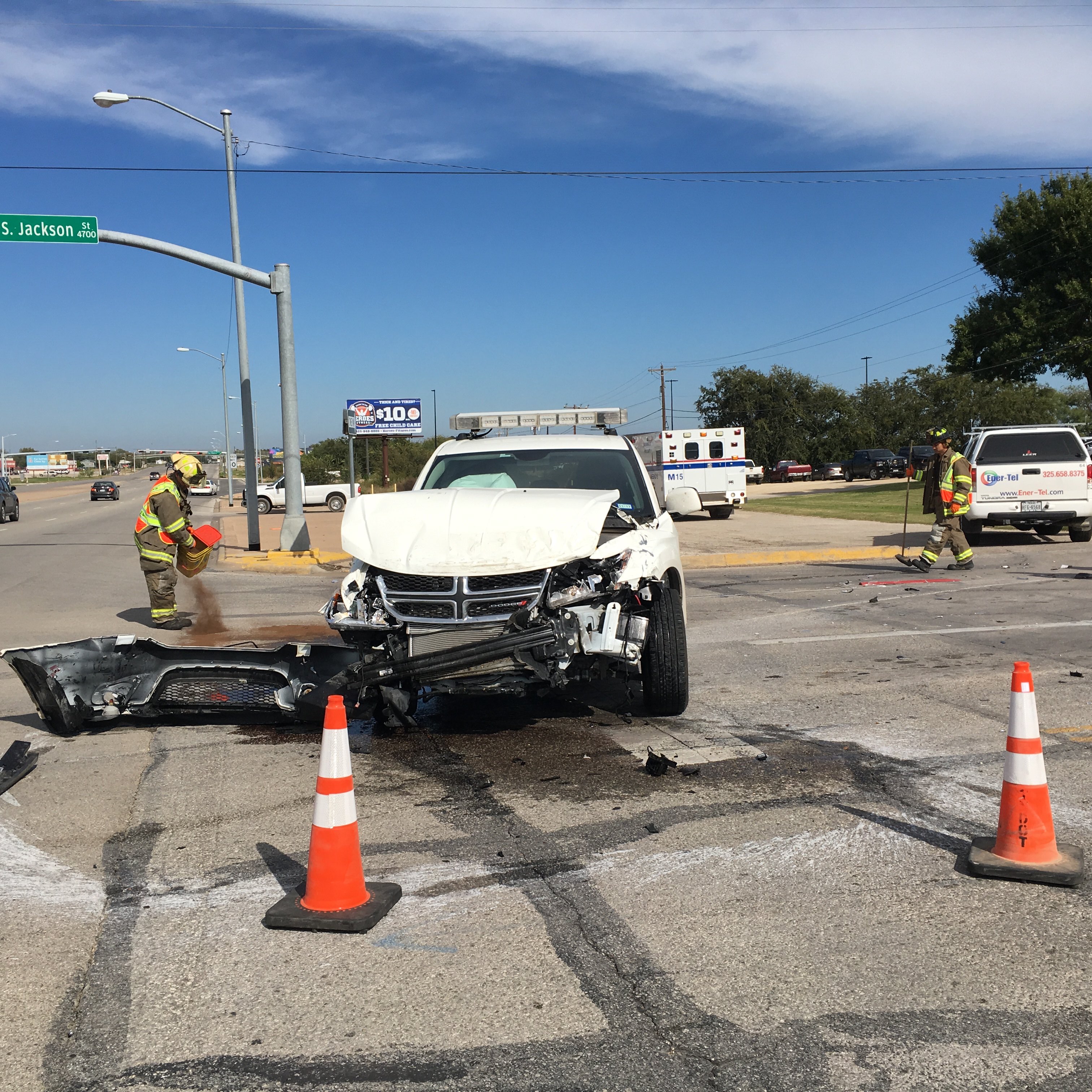Crash on Jackson and Bryant (LIVE! Photo/Maura Ballard) Crash on Jackson and Bryant (LIVE! Photo/Maura Ballard)