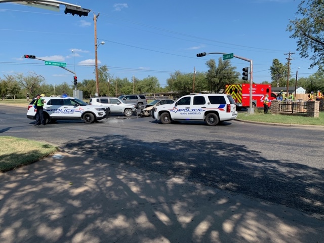 Head-on Crash Ave. N at A&amp;M (Live Photo/Matt Trammell)