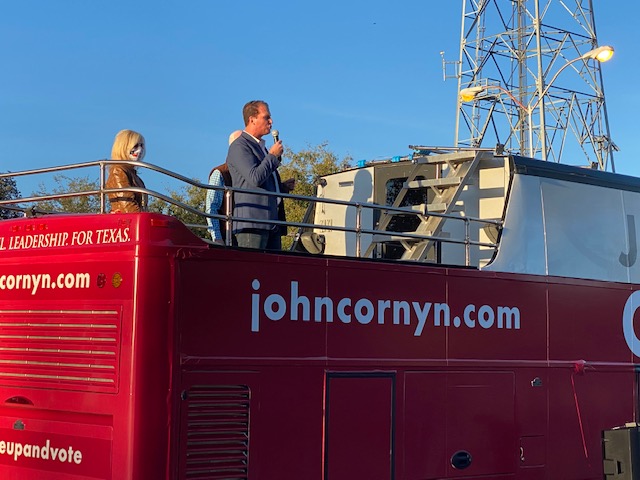 Col. August Pfluger Introducing Senator Cornyn. (LIVE! Photo/Yantis Green)