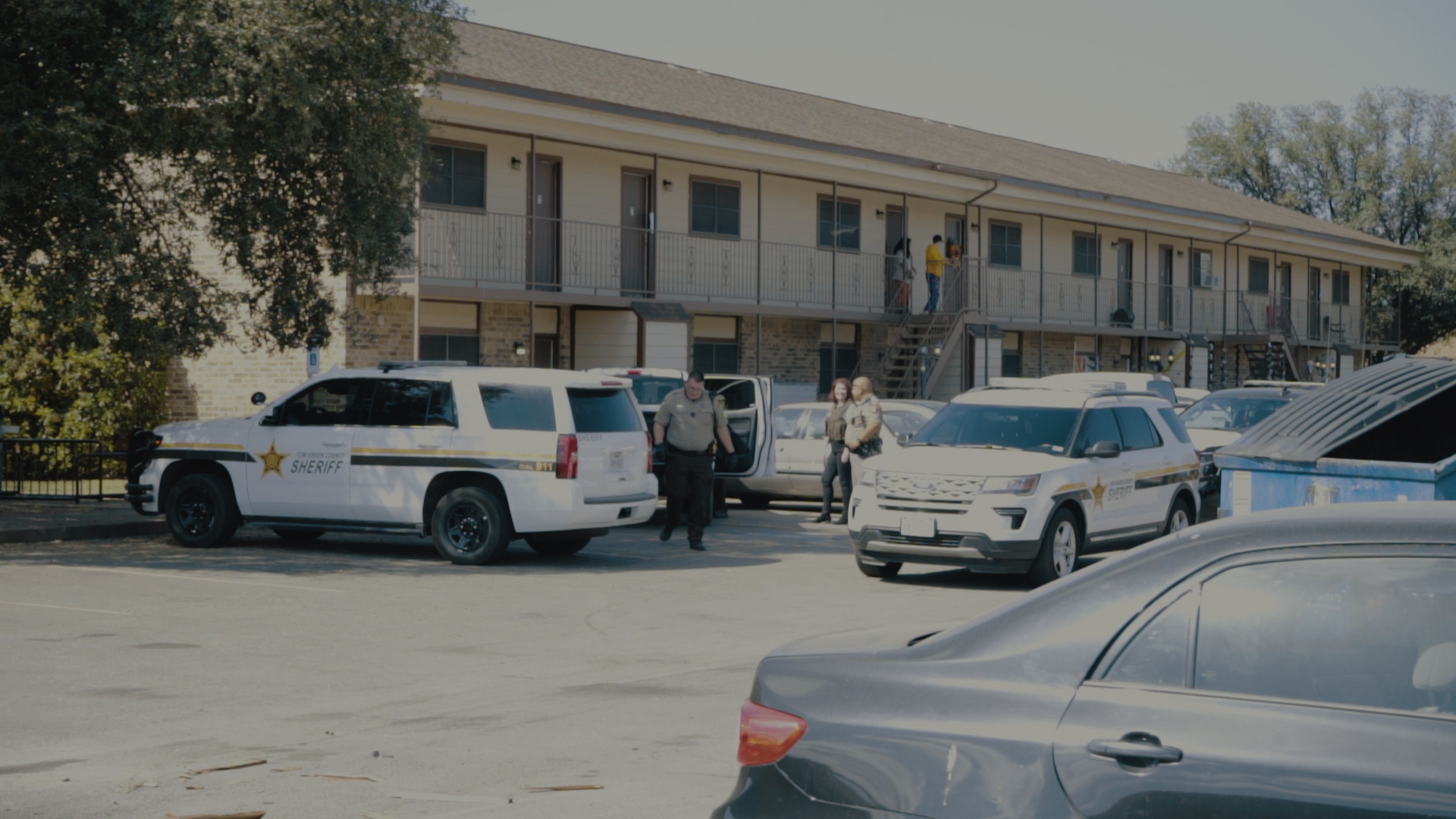 High Speed Chase Ends in Crash at Windmill Apartments (Live Photo / Matt Trammell)