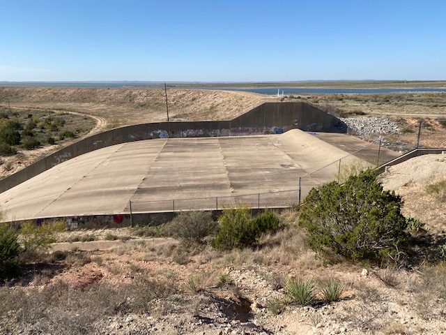 Twin Buttes Reservoir Cage.  (LIVE! Photo/Yantis Green) Twin Buttes Reservoir Cage.  (LIVE! Photo/Yantis Green)