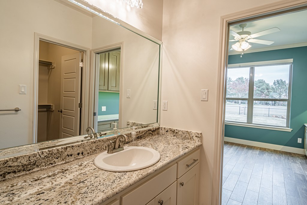 1938 Overhill Dr, San Angelo, TX 76904