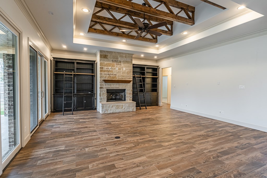 1938 Overhill Dr, San Angelo, TX 76904