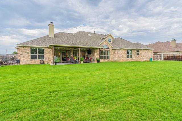 1938 Overhill Dr, San Angelo, TX 76904