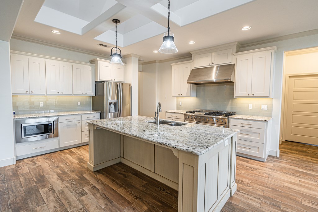 1938 Overhill Dr, San Angelo, TX 76904