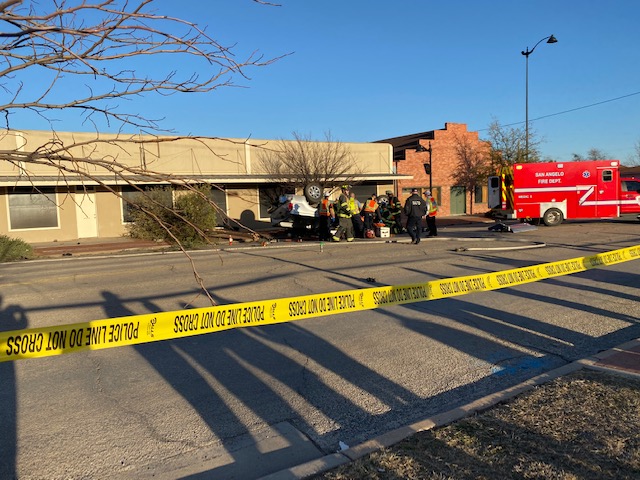 Three Vehicle Crash N. Chadbourne at 19th.  (LIVE! Photo/Yantis Green) Three Vehicle Crash N. Chadbourne at 19th.  (LIVE! Photo/Yantis Green)