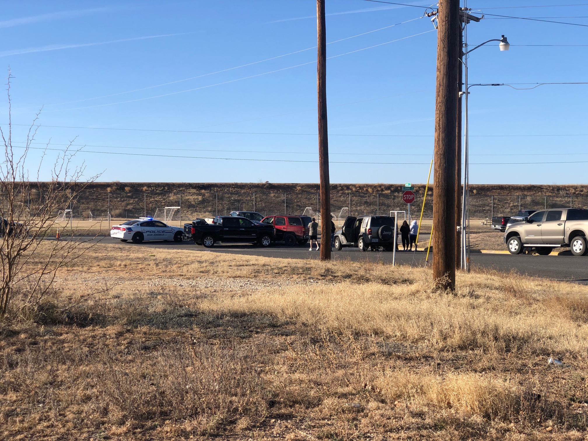 Glenna at Junius Crash (LIVE!/Photo Sonia Ramirez) Glenna at Junius Crash (LIVE!/Photo Sonia Ramirez)