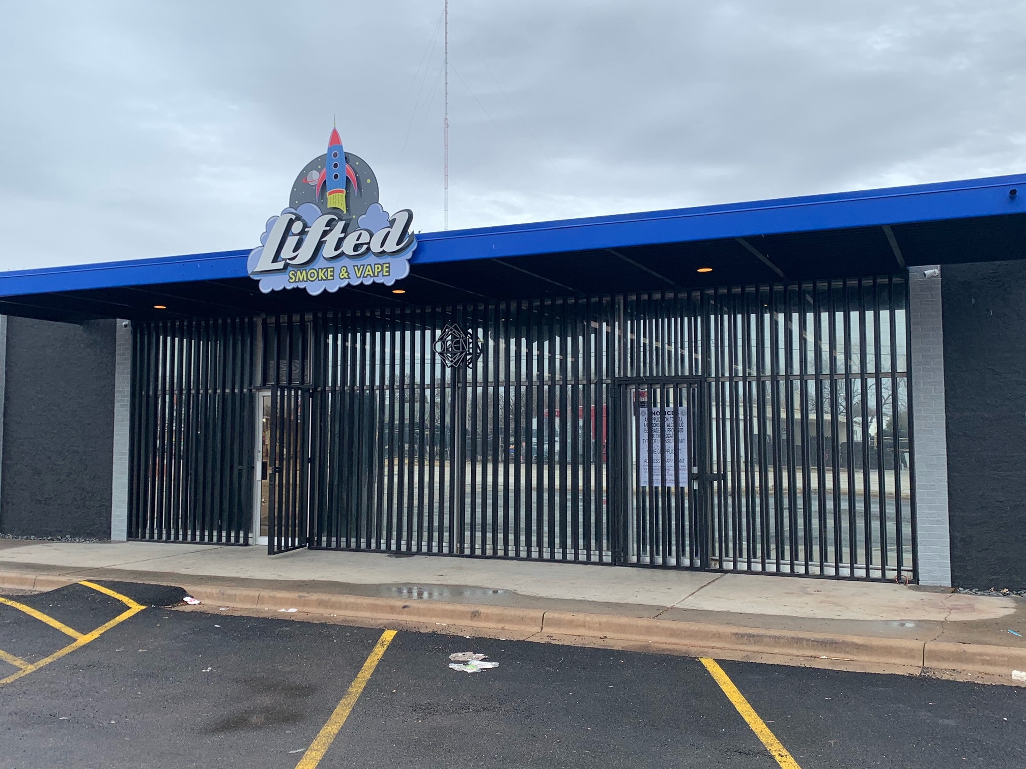 Lifted Smoke and Vape Located at 25h and Chadbourne