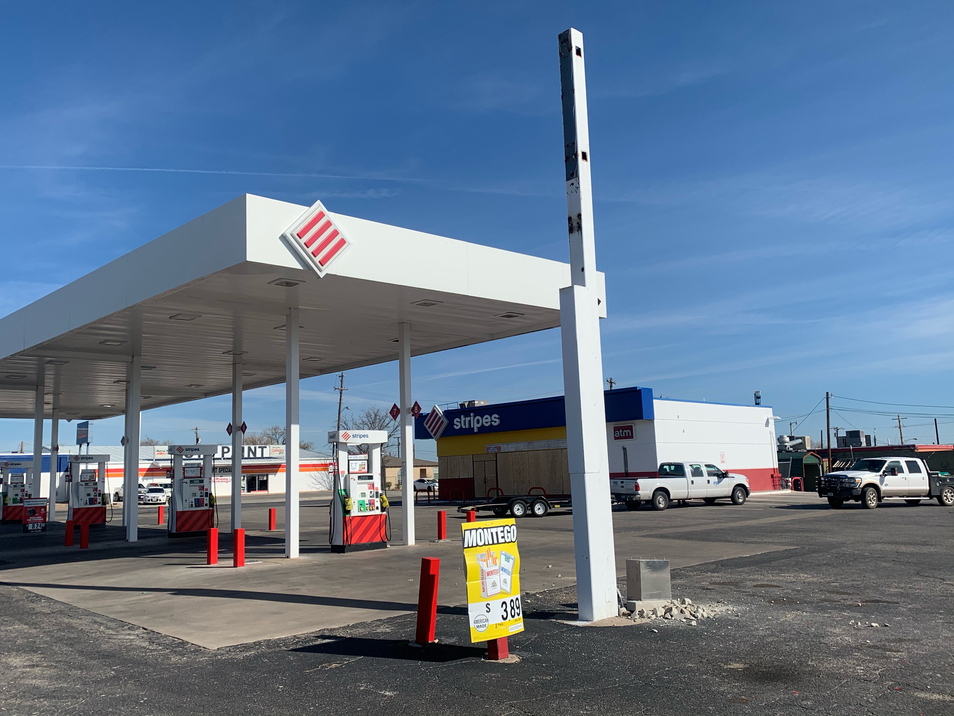 Stripes at West Ave. N and S. Bryant Stripes at West Ave. N and S. Bryant