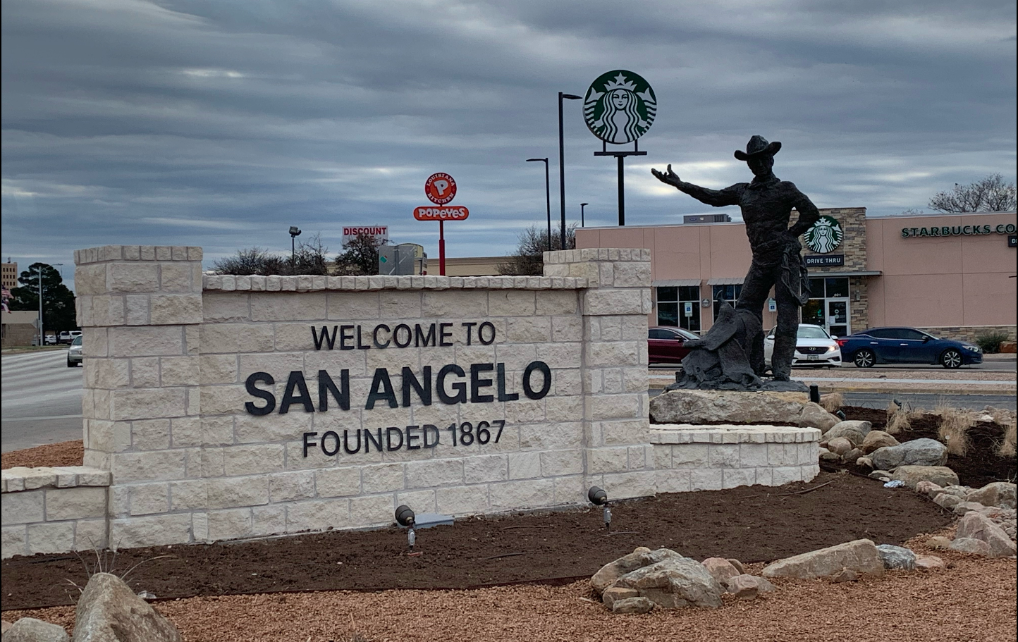 Welcome to San Angelo Signs at N. Bryant and 3rd St.