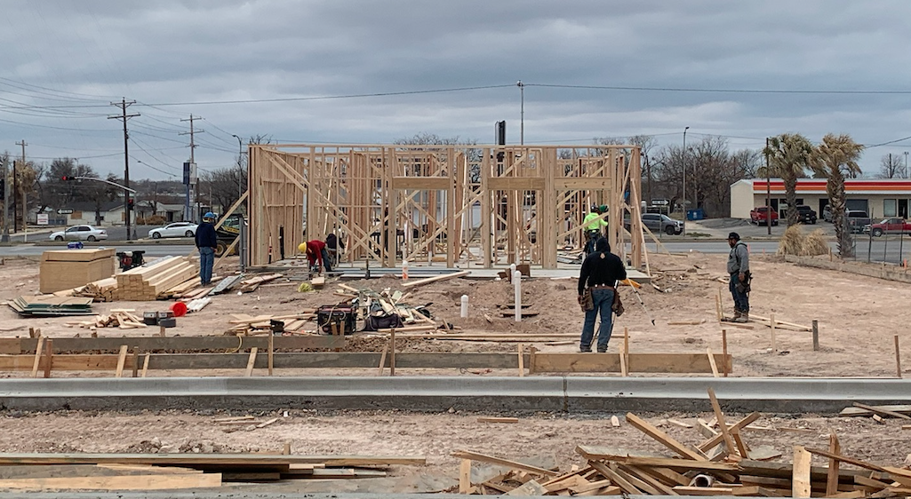 Construction Begins on New Chicken Joint on Bryant