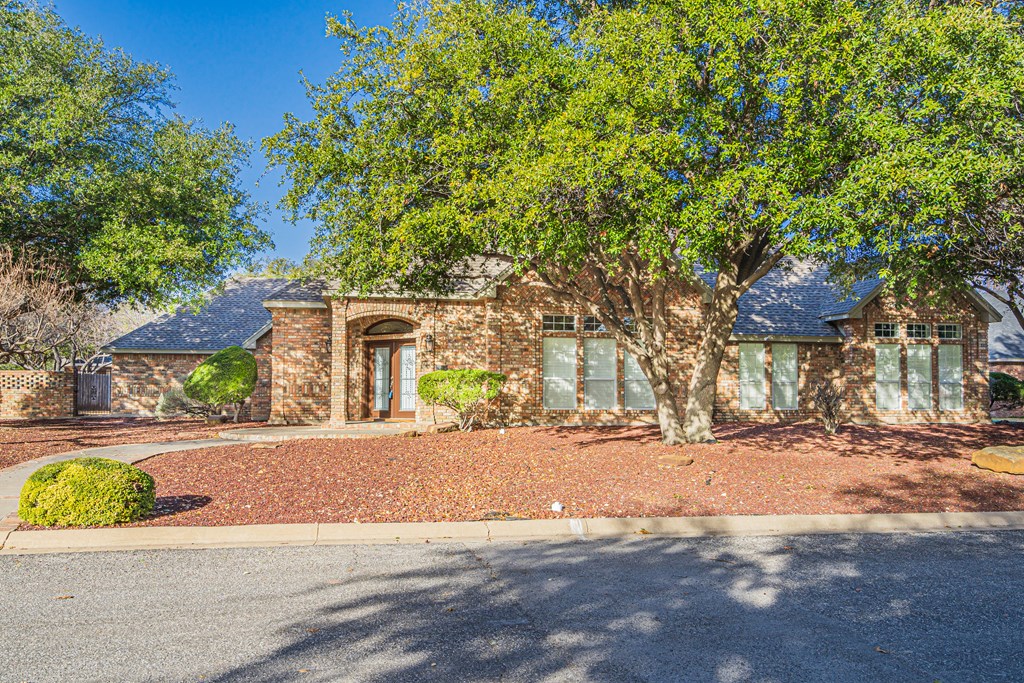 2717 Santiago Canyon Trail, San Angelo, TX 76904