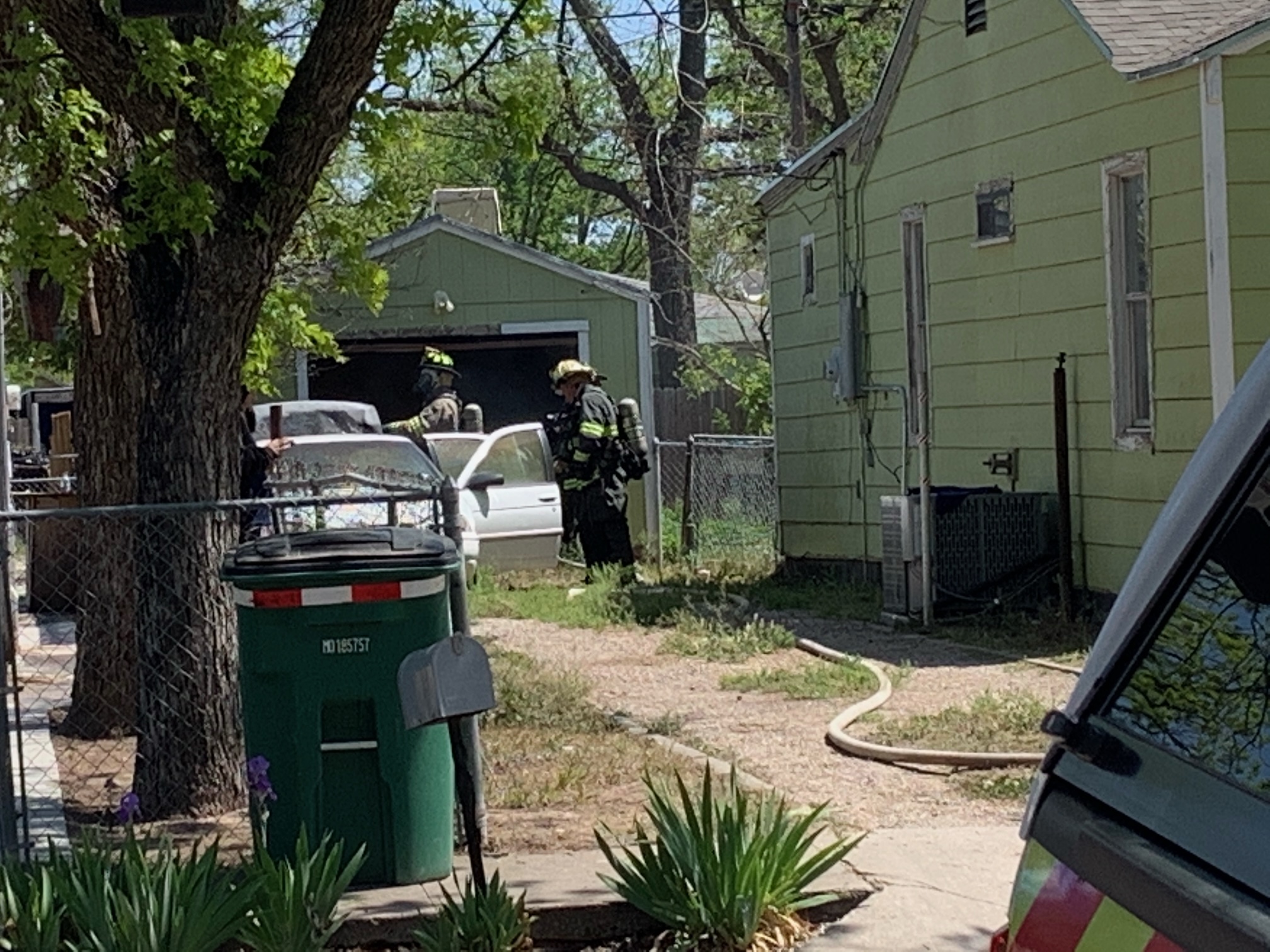 Vehicle Fire on the Northside (LIVE! Photo/Matt Trammell)