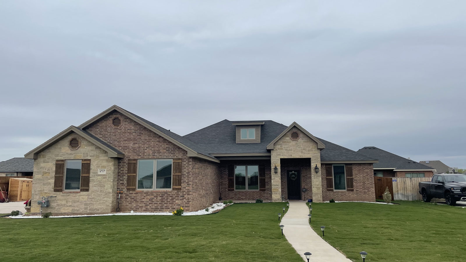 Clark Construction presents this 3/2 with 2346 sf at 4713 Wolf Creek in Bentwood.
