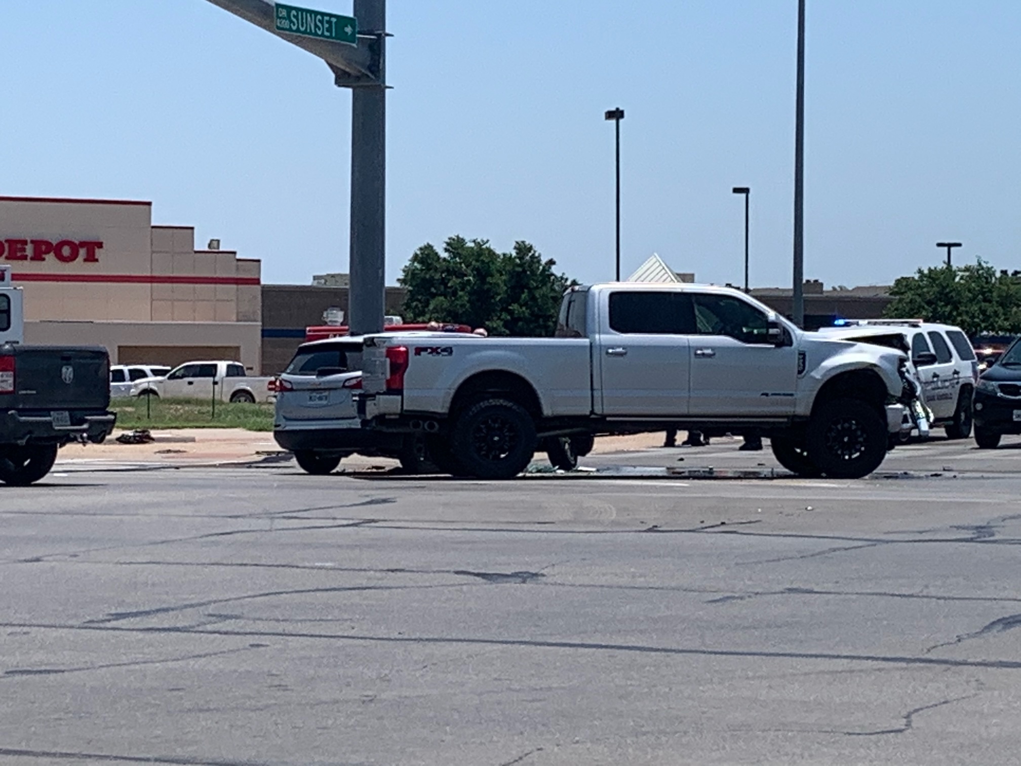 Crash Sunset at Sherwood Way (LIVE! Photo/Matt Trammell)