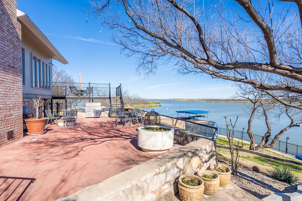 2950 Red Bluff Circle, San Angelo, TX 76904