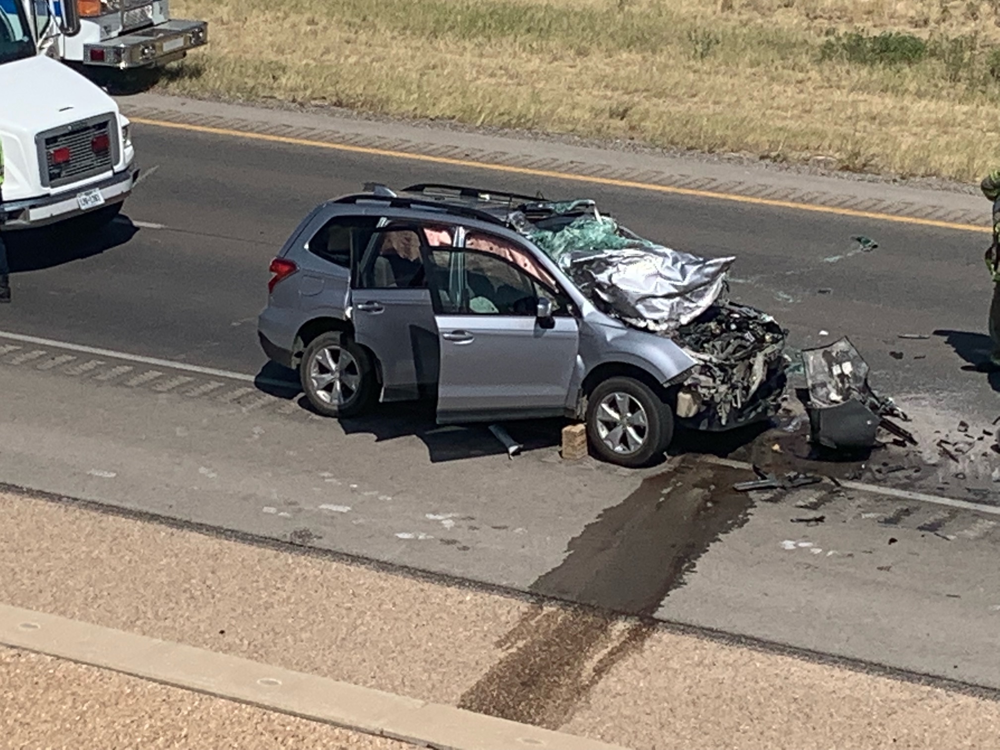 SUV vs Truck Crash Van Buren (LIVE! Photo/Matt Trammell)