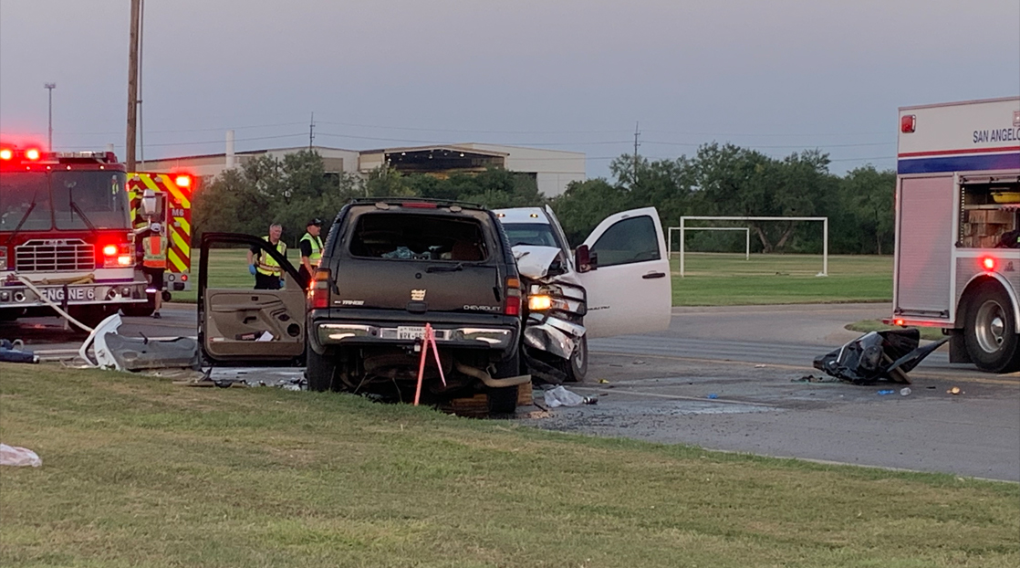 Head-on Crash Near Kirby Park | Live Photo Matt Trammell Head-on Crash Near Kirby Park | Live Photo Matt Trammell