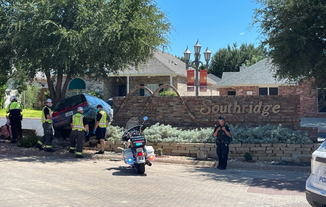Dr. Pepper Causes Wild Crash in Quiet Neighborhood Dr. Pepper Causes Wild Crash in Quiet Neighborhood