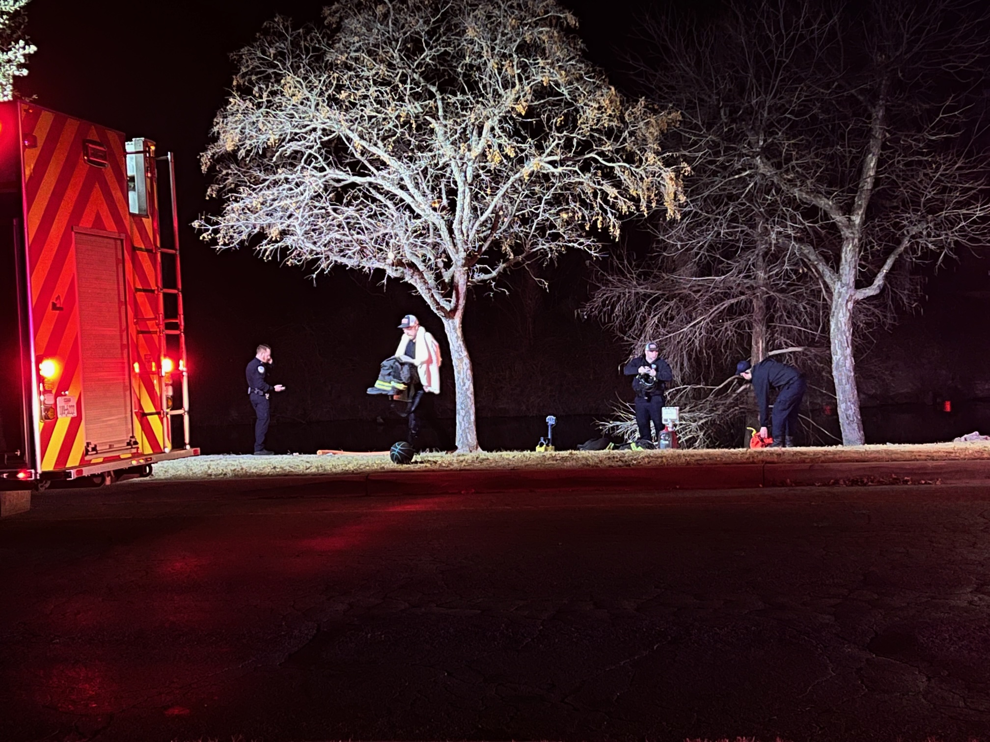 Man Pulled from Submerged Vehicle in Concho River (LIVE! Photo/Matt Trammell) Man Pulled from Submerged Vehicle in Concho River (LIVE! Photo/Matt Trammell)