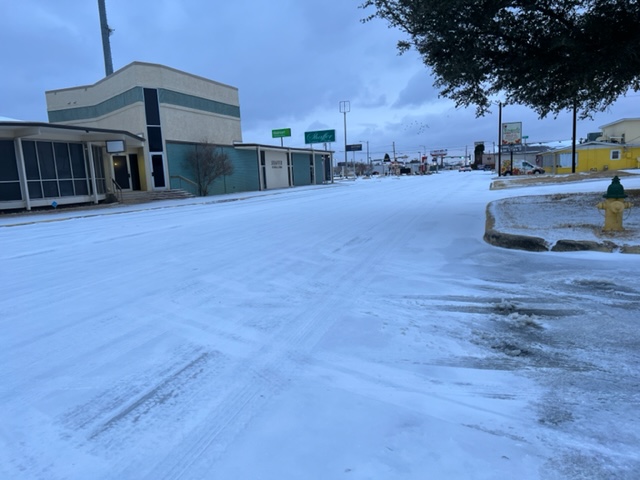 Snow Covers Roadways 2/3/2022 (LIVE! Photo/Yantis Green)