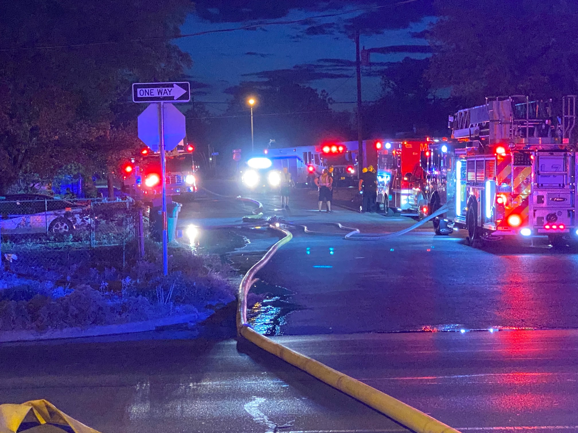 House Fire Ave H. Koenigheim 7.29.22 (LIVE! Photo/James Bouligny)