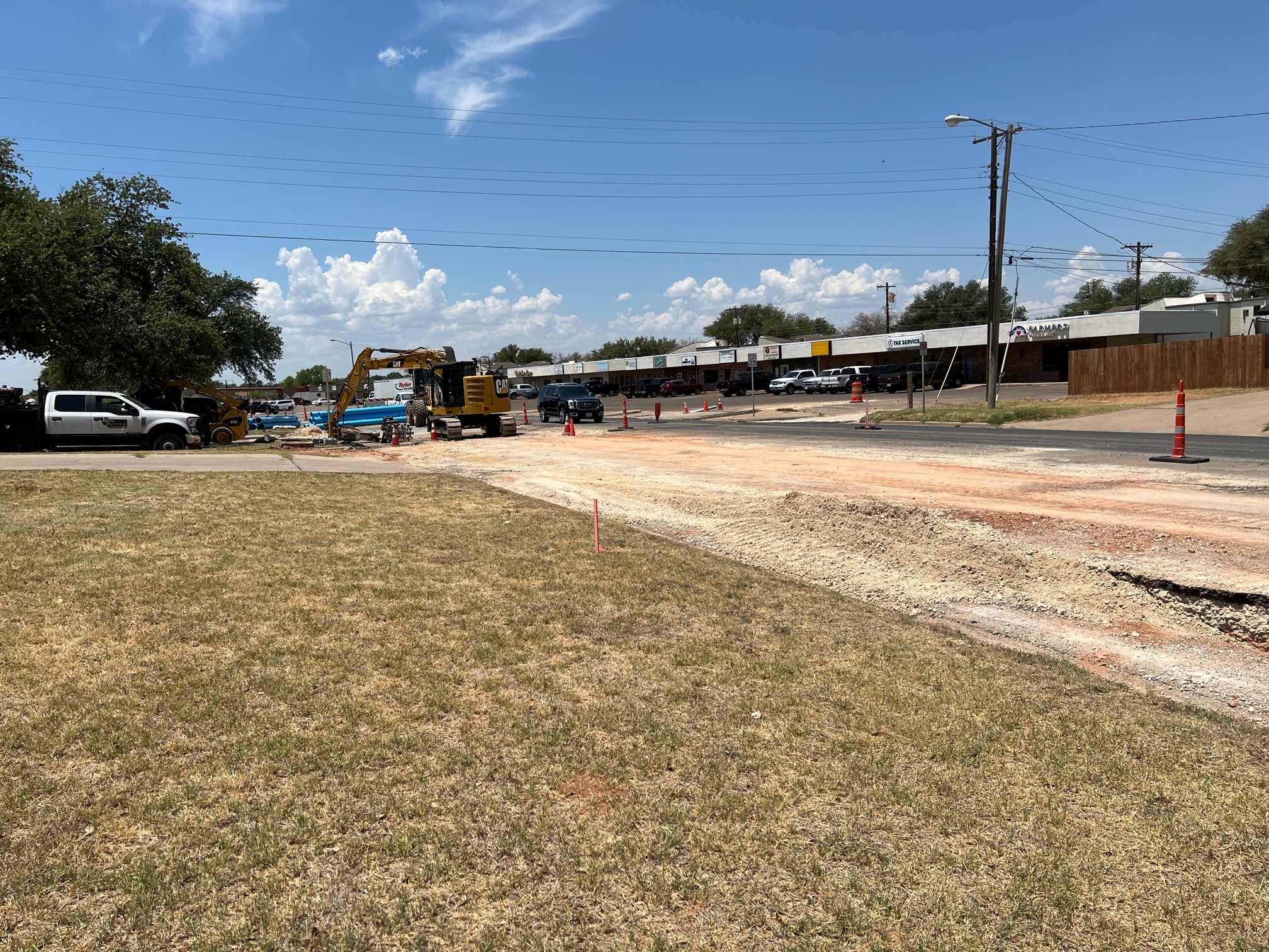 Construction on College Hills at Oxford (LIVE! Photo/Yantis Green)