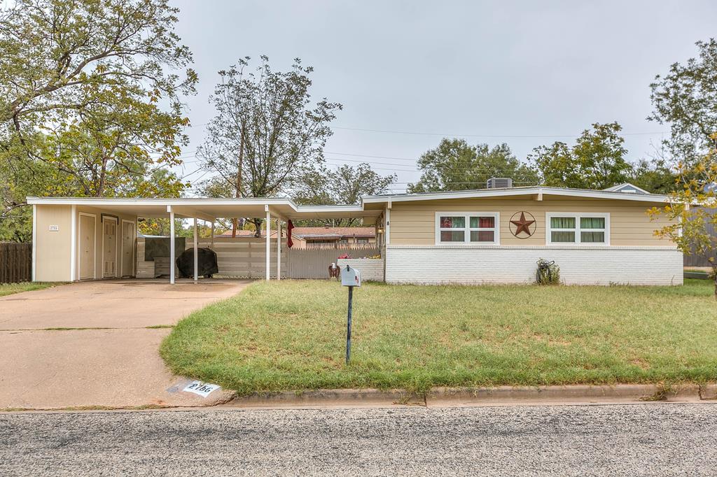 2756 Rice Ave San Angelo, TX 76904