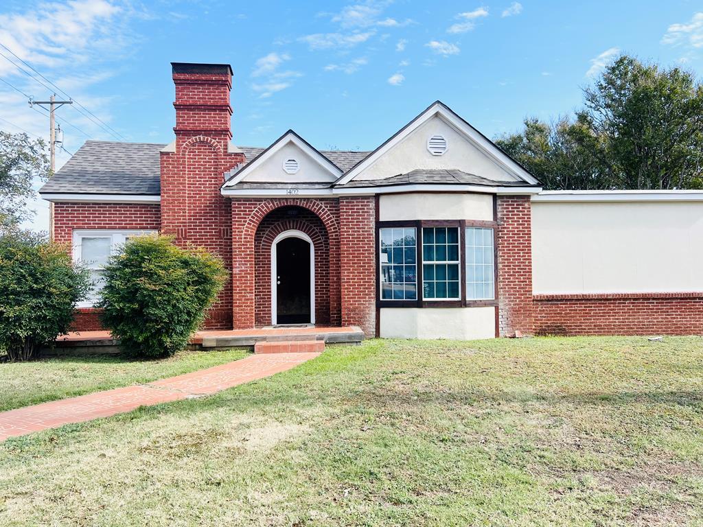 1402 Austin Ave San Angelo, TX 76901