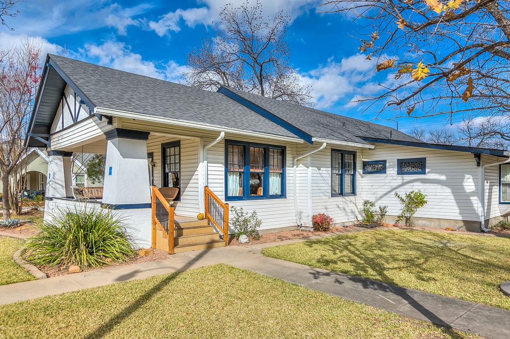 324 S Bishop St San Angelo, TX 76901