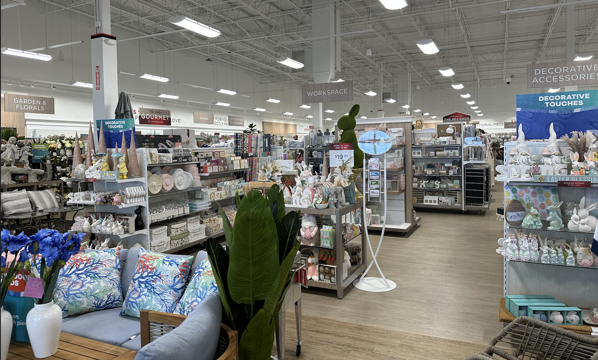 HomeGoods opens for business in Fort Wayne